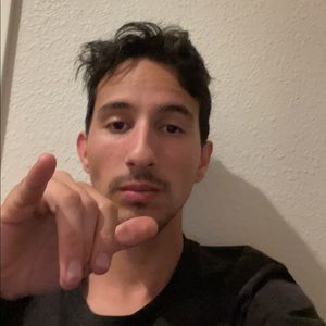 Meet your Posher, Adam